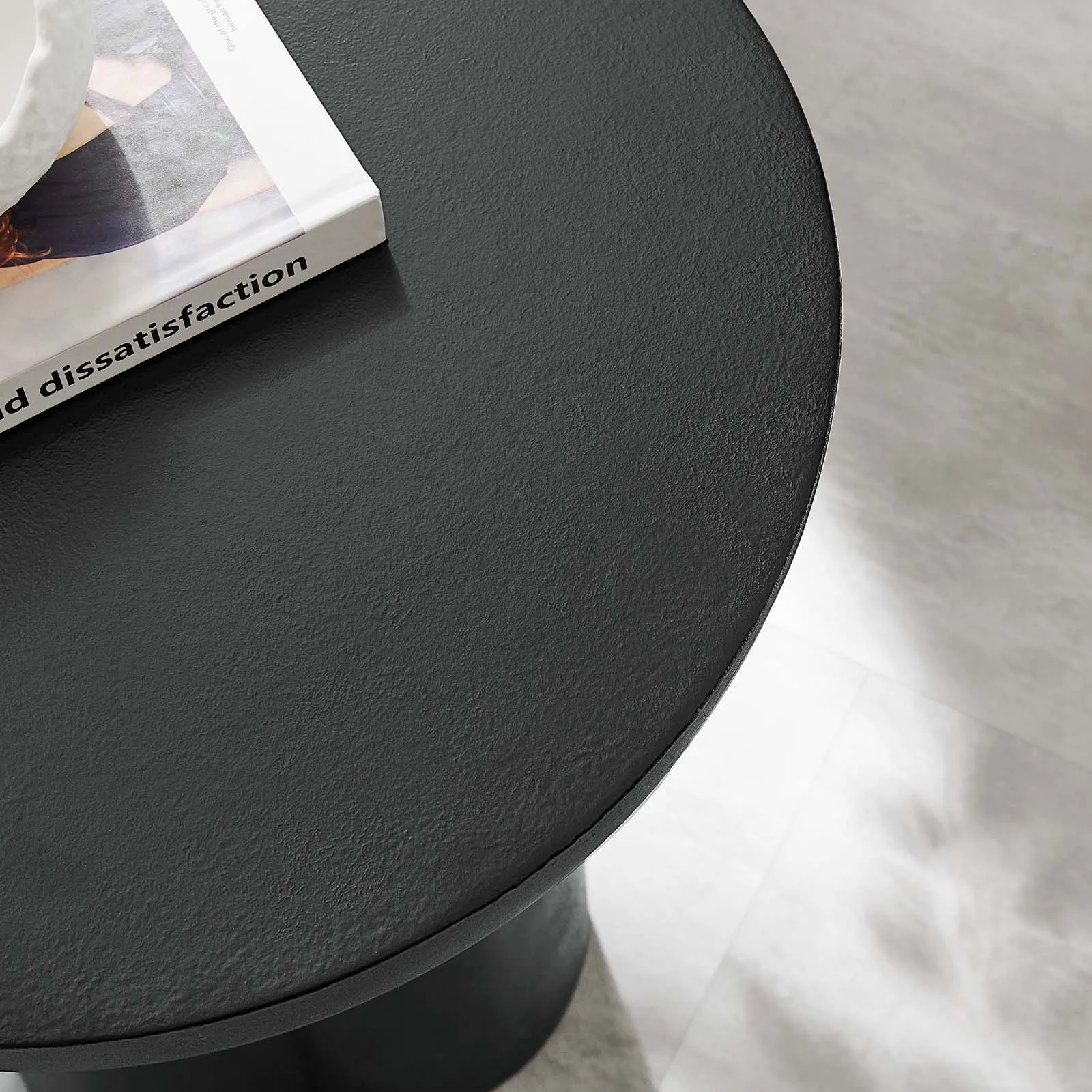 Caspian Round Concrete Side Table by Modway