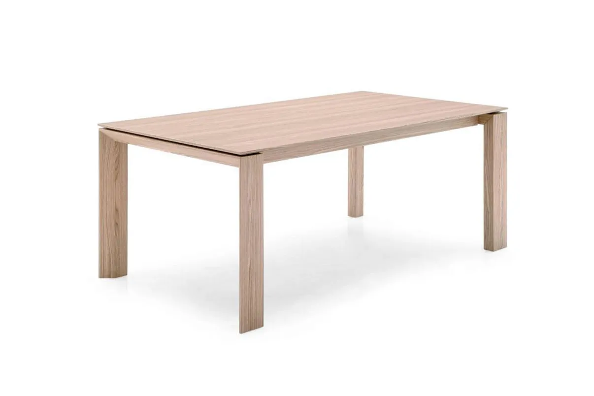 Omnia Table