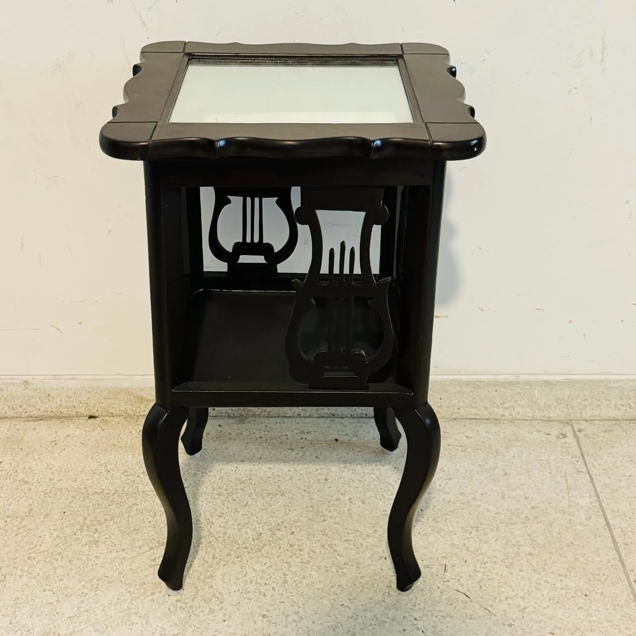 Wooden side table : Aaima 20