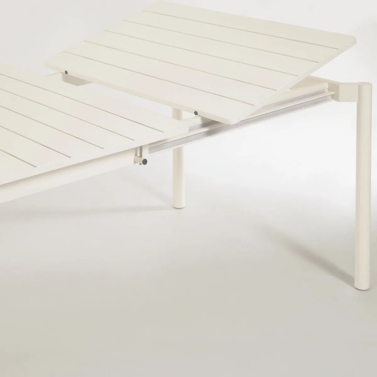 Zorgo White 140-200cm Extendable Dining Table